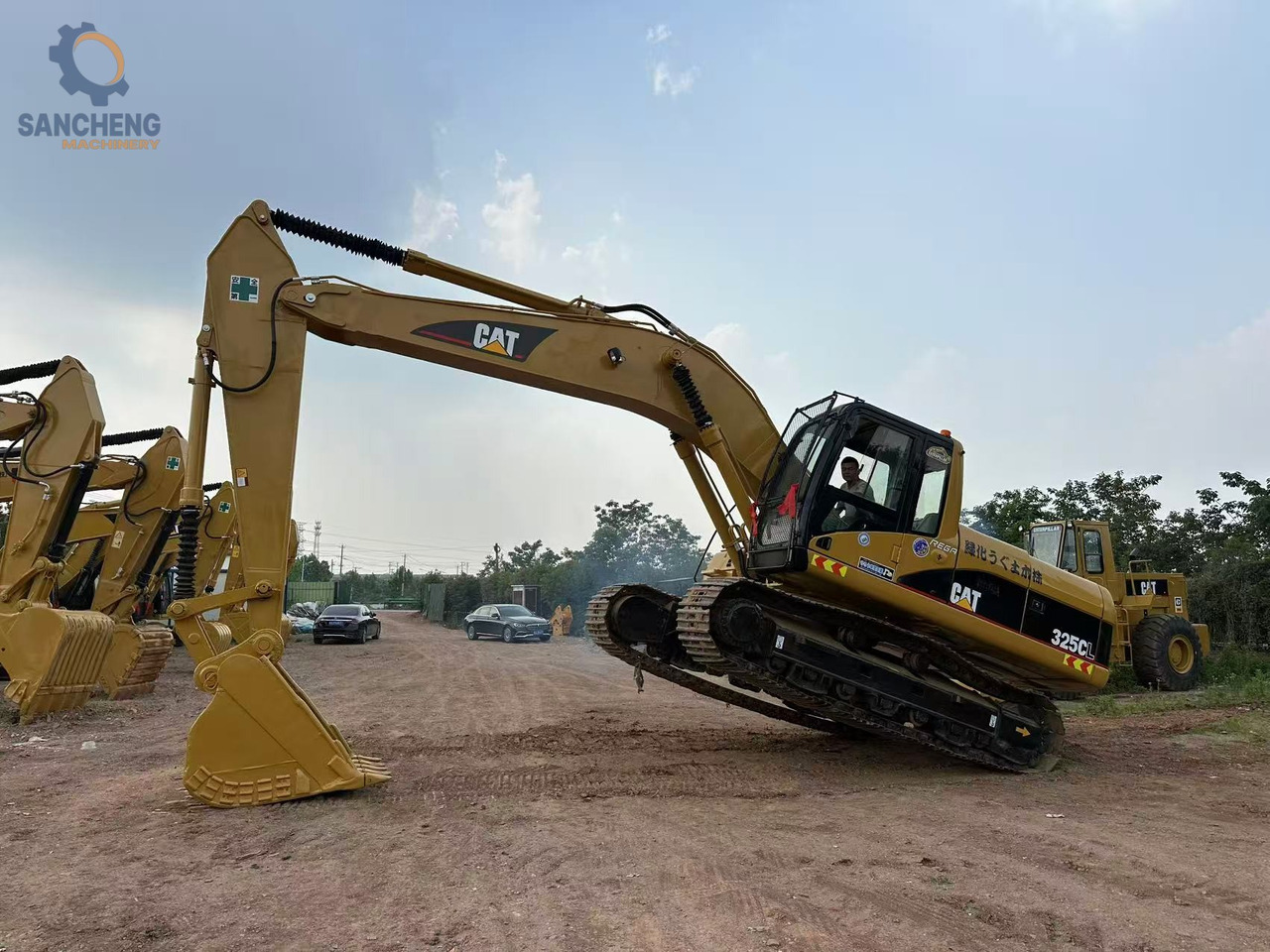 CAT 325 CL - Crawler excavator: picture 3 CAT 325 CL - Crawler excavator: picture 3