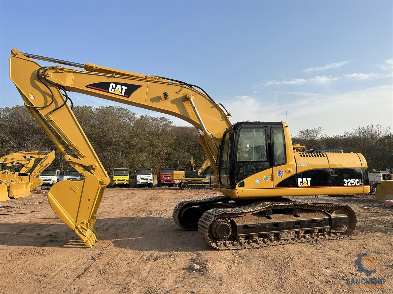 CAT 325CL - Excavator: picture 3 CAT 325CL - Excavator: picture 3