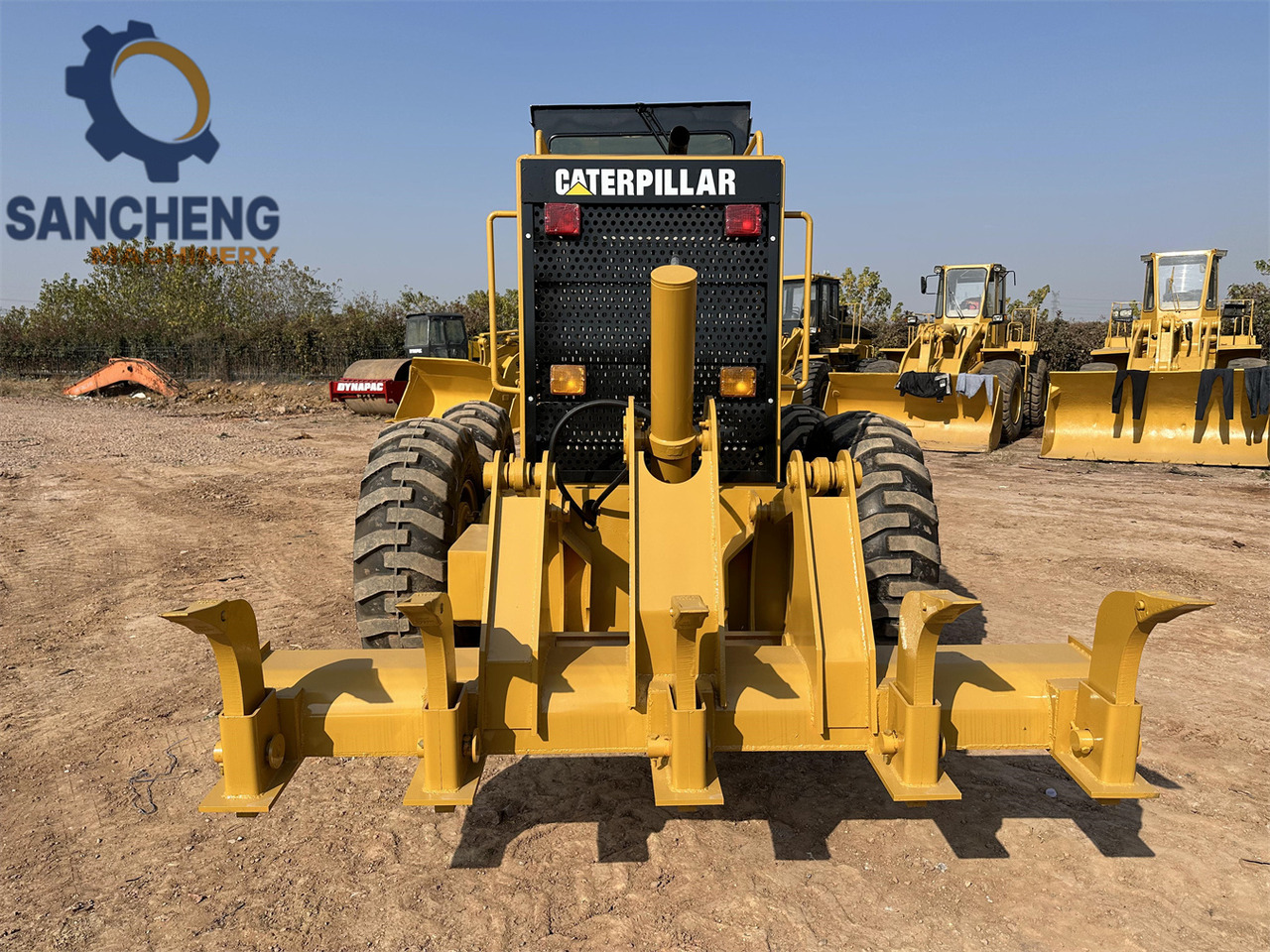 CATERPILLAR 140H - Grader: picture 4 CATERPILLAR 140H - Grader: picture 4