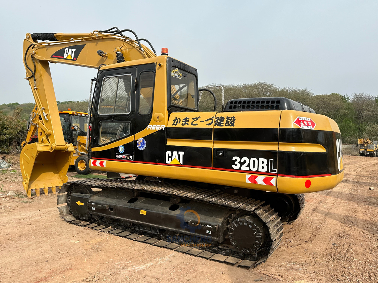 CATERPILLAR 320BL - Crawler excavator: picture 2 CATERPILLAR 320BL - Crawler excavator: picture 2