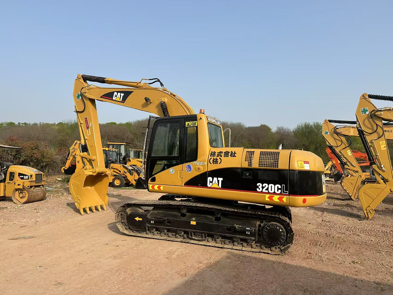 CATERPILLAR 320C - Crawler excavator: picture 3 CATERPILLAR 320C - Crawler excavator: picture 3
