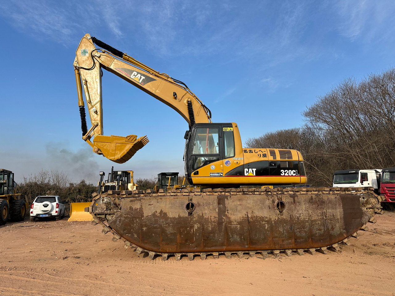 CATERPILLAR 320CL - Amphibious excavator: picture 3 CATERPILLAR 320CL - Amphibious excavator: picture 3