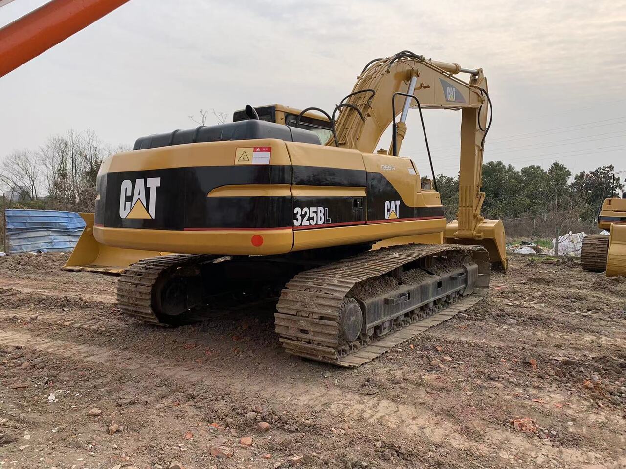 CATERPILLAR 325BL - Excavator: picture 4 CATERPILLAR 325BL - Excavator: picture 4
