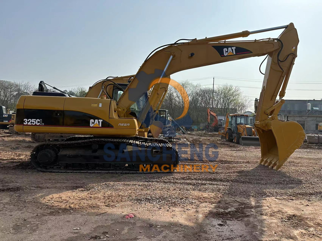Crawler excavator CATERPILLAR 325CL: picture 10