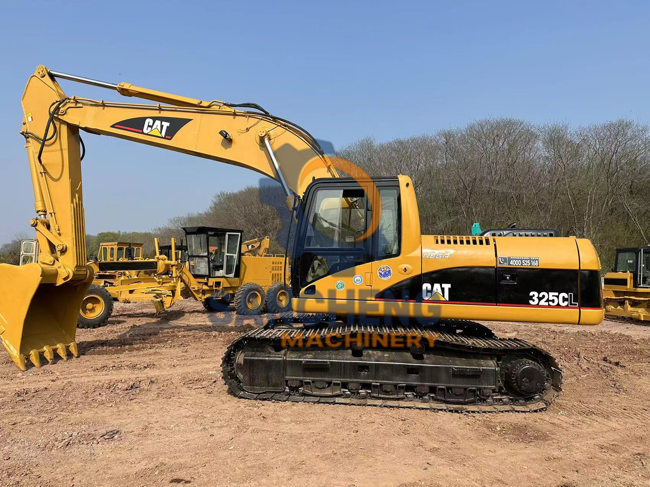 Crawler excavator CATERPILLAR 325CL: picture 12
