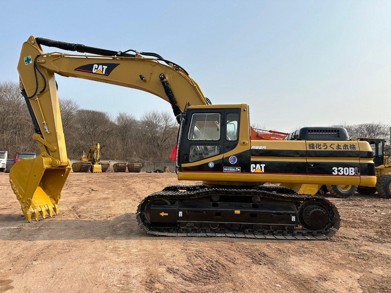 CATERPILLAR 330BL - Crawler excavator: picture 1 CATERPILLAR 330BL - Crawler excavator: picture 1