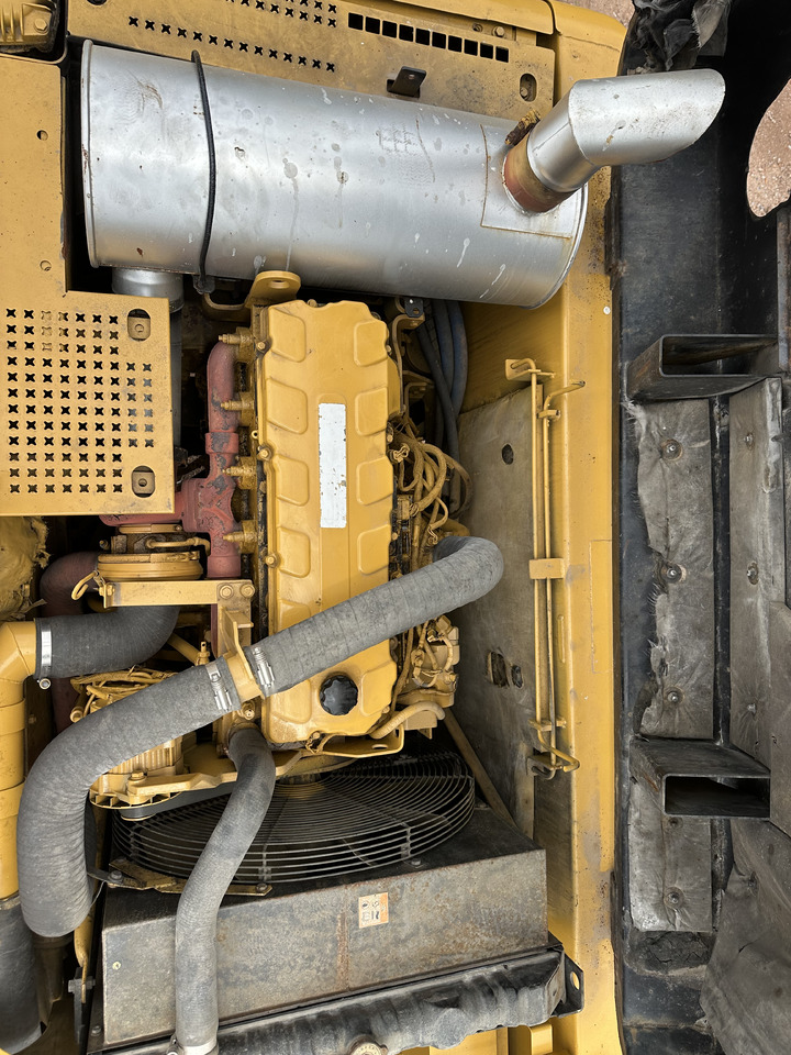 Excavator CATERPILLAR 330CL: picture 8