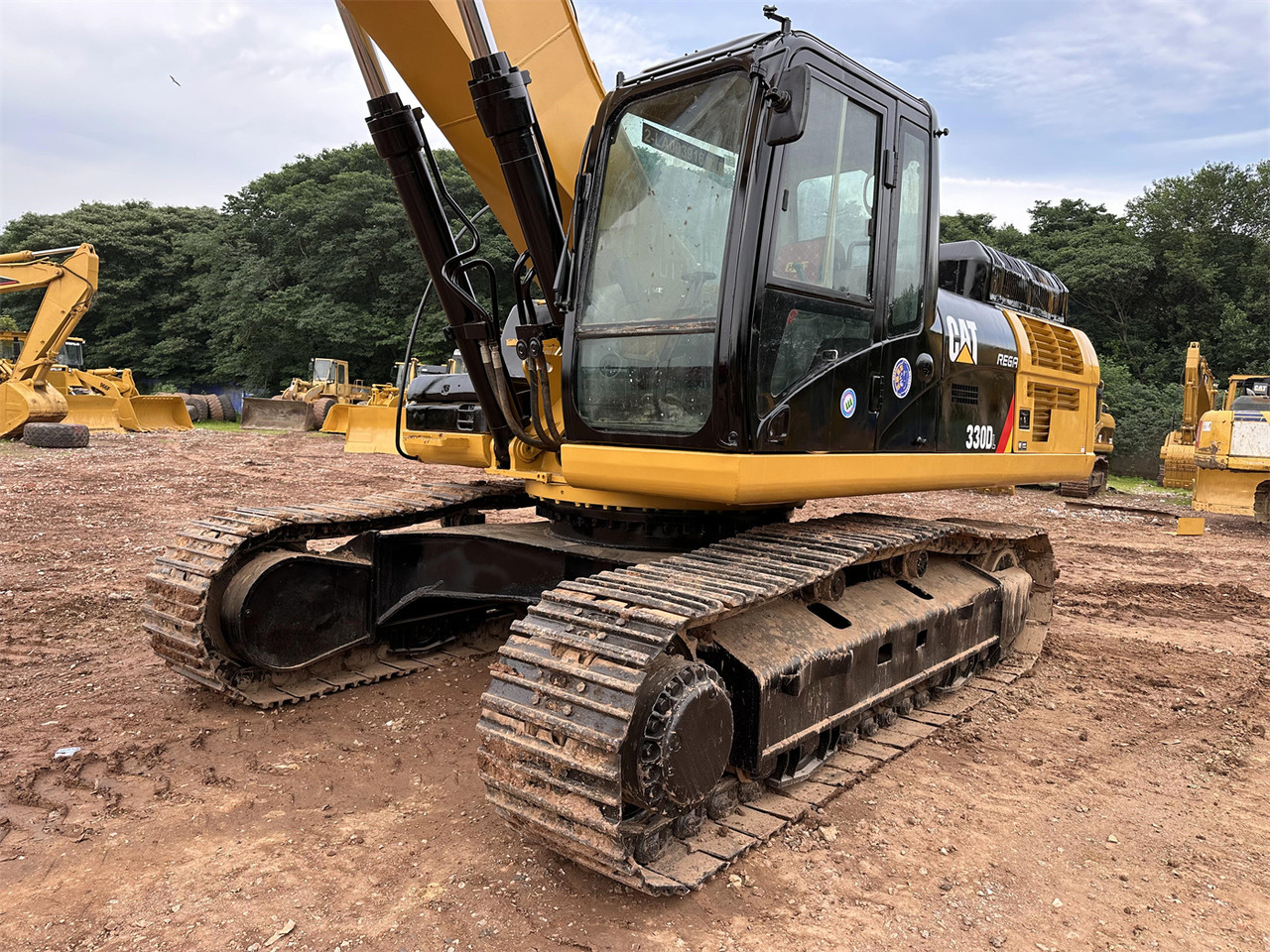 CATERPILLAR 330DL - Crawler excavator: picture 4 CATERPILLAR 330DL - Crawler excavator: picture 4