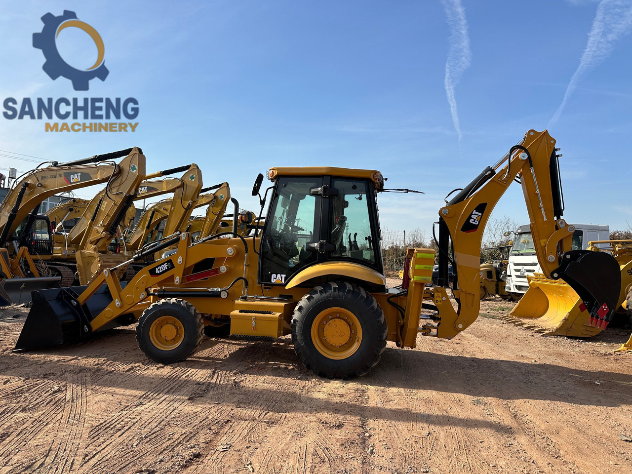 CATERPILLAR 420F2 - Backhoe loader: picture 3 CATERPILLAR 420F2 - Backhoe loader: picture 3