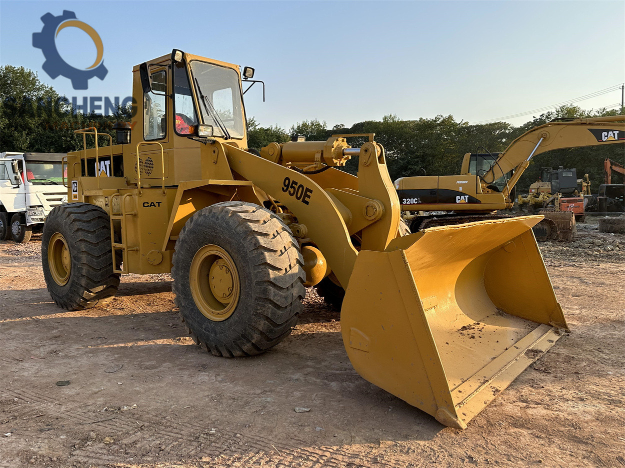 CATERPILLAR 950E - Wheel loader: picture 1 CATERPILLAR 950E - Wheel loader: picture 1