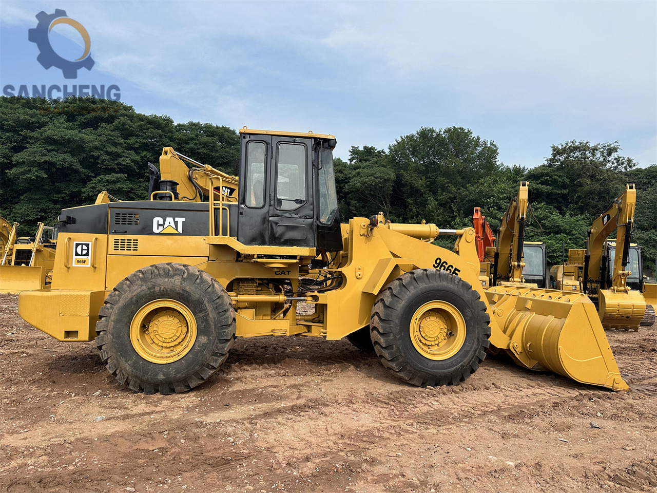 CATERPILLAR 966F - Wheel loader: picture 4 CATERPILLAR 966F - Wheel loader: picture 4