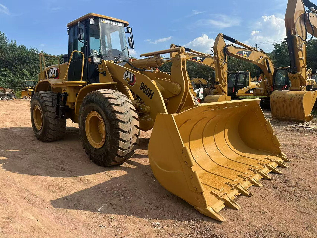 CATERPILLAR 966H - Wheel loader: picture 4 CATERPILLAR 966H - Wheel loader: picture 4
