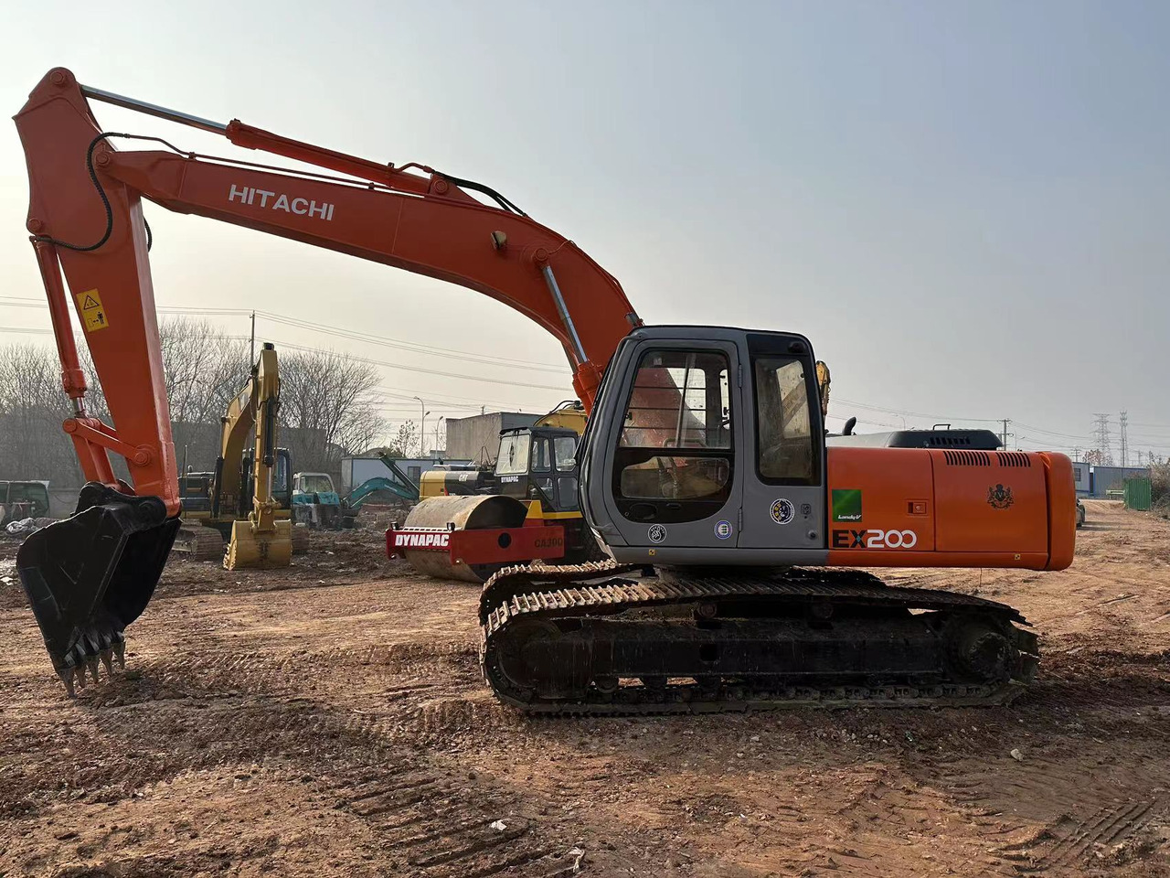 HITACHI EX200 - Excavator: picture 1 HITACHI EX200 - Excavator: picture 1