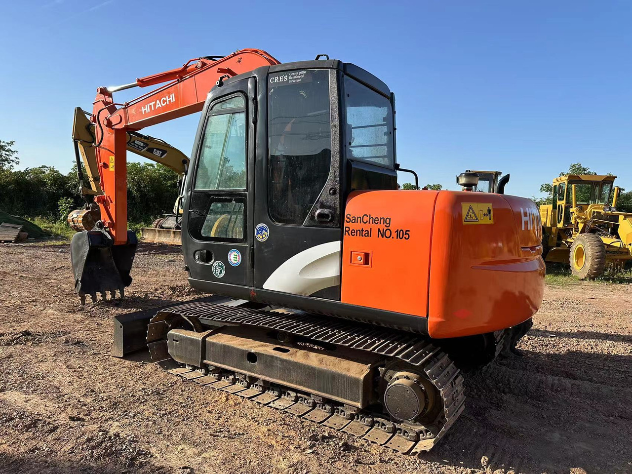 Mini excavator HITACHI ZAXIS ZX70: picture 8
