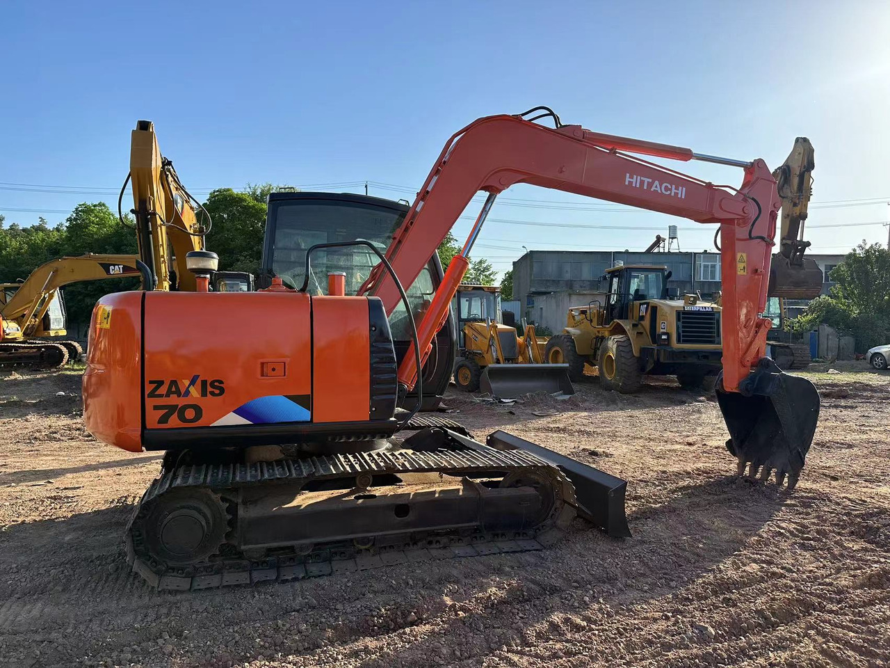 Hitachi ZX70 mini excavator - Mini excavator: picture 2 Hitachi ZX70 mini excavator - Mini excavator: picture 2