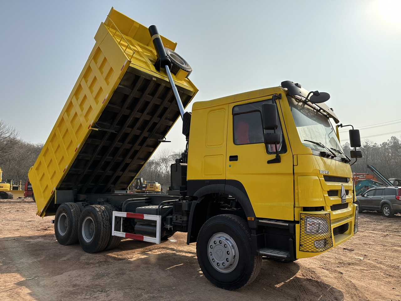 Tipper for transportation of silos SINOTRUK Howo Dump truck 371: picture 6 Tipper for transportation of silos SINOTRUK Howo Dump truck 371: picture 6