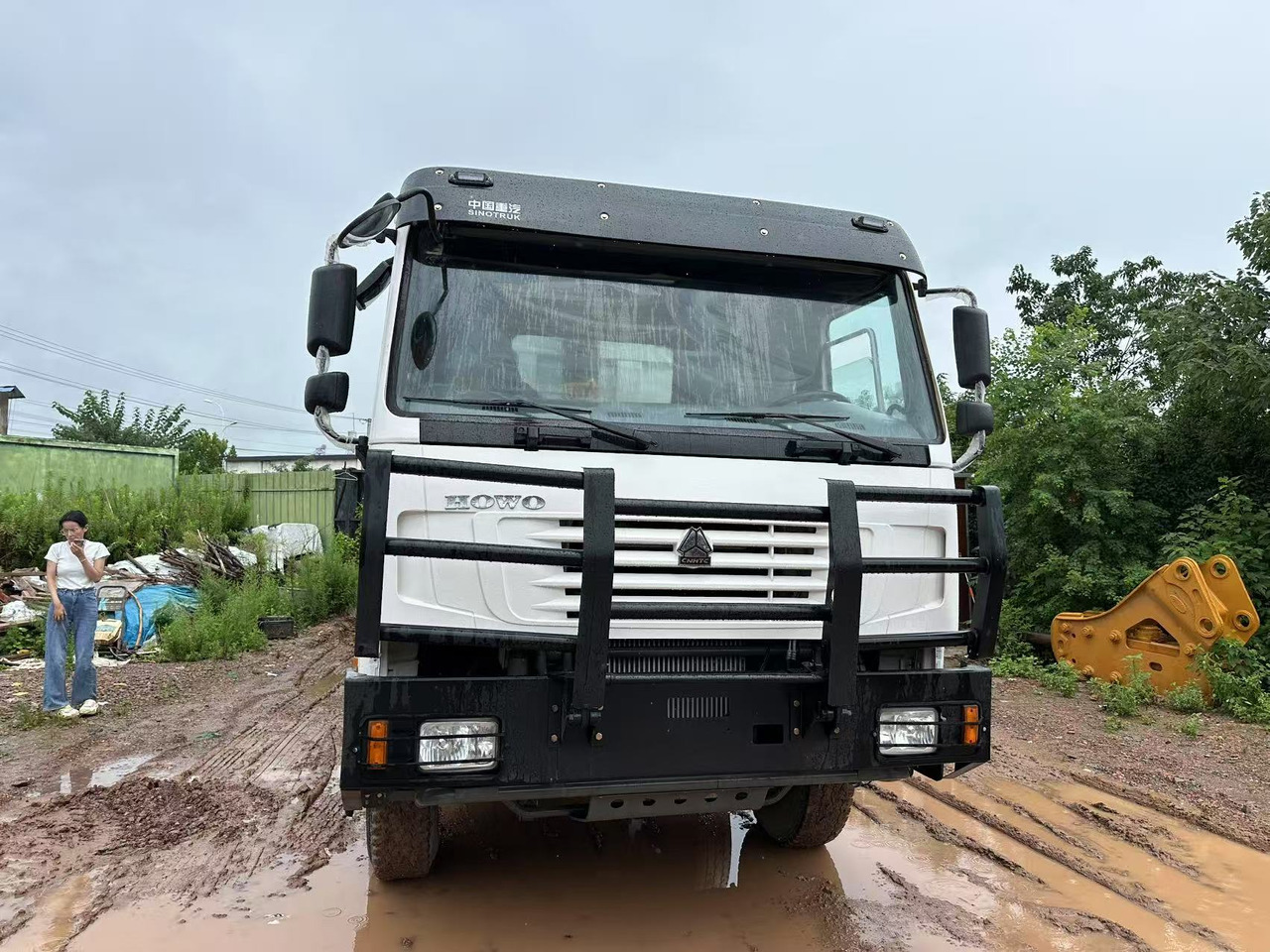 Sinotruk HOWO 371hp - Tipper: picture 3 Sinotruk HOWO 371hp - Tipper: picture 3