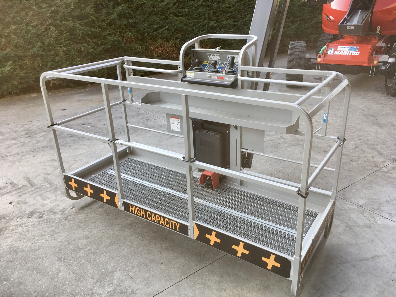 New Telescopic boom MANITOU 220 TJ+ / 260 TJ / 280 TJ - 2019: picture 7