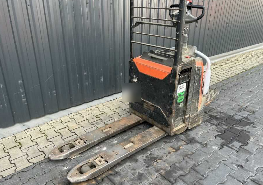 BT LPE200 - Pallet truck: picture 1 BT LPE200 - Pallet truck: picture 1