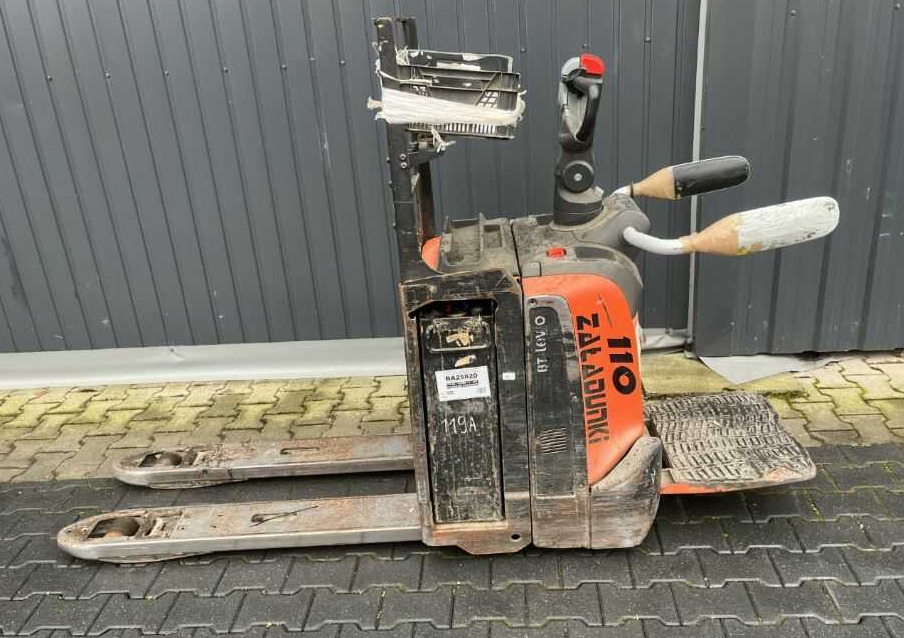 BT LPE200 - Pallet truck: picture 2 BT LPE200 - Pallet truck: picture 2