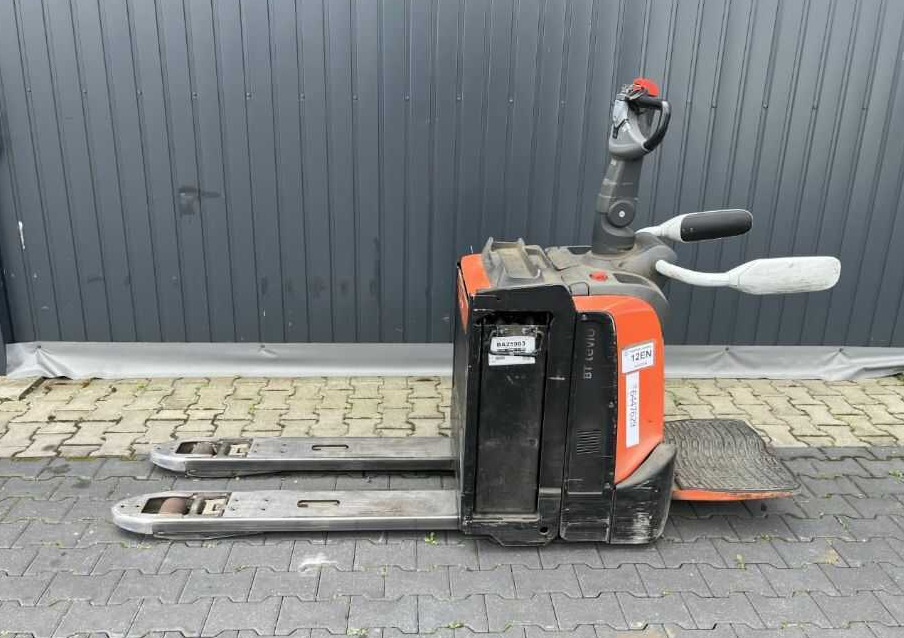 BT LPE200 - Pallet truck: picture 2 BT LPE200 - Pallet truck: picture 2