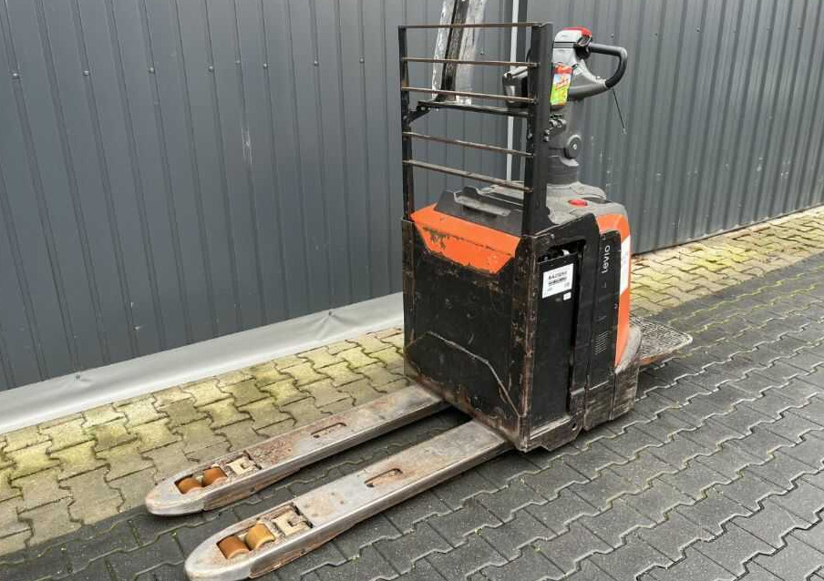 BT LPE200 - Pallet truck: picture 1 BT LPE200 - Pallet truck: picture 1