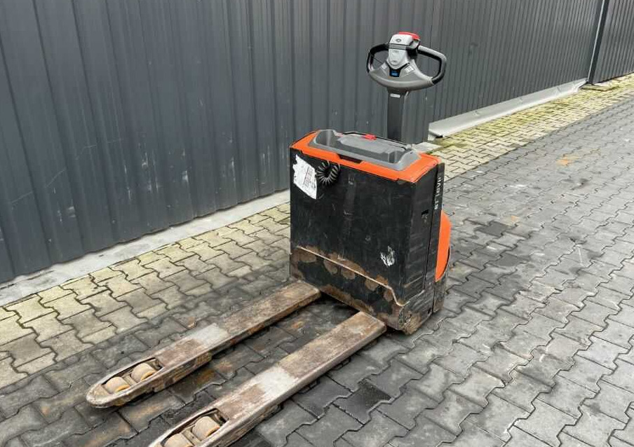 BT LWE140 - Pallet truck: picture 1 BT LWE140 - Pallet truck: picture 1