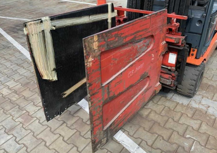 Bolzoni KS08CF5A, Kartonklammer - Clamp for Material handling equipment: picture 4 Bolzoni KS08CF5A, Kartonklammer - Clamp for Material handling equipment: picture 4