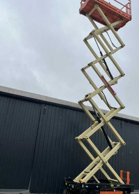 Scissor lift JLG 4045R: picture 8