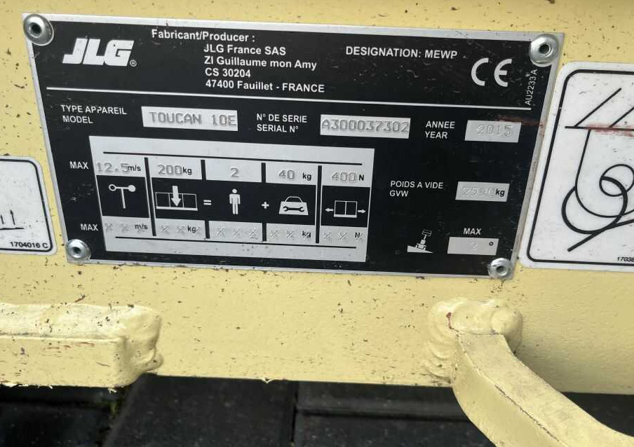 Vertical mast lift JLG Toucan 10E: picture 9