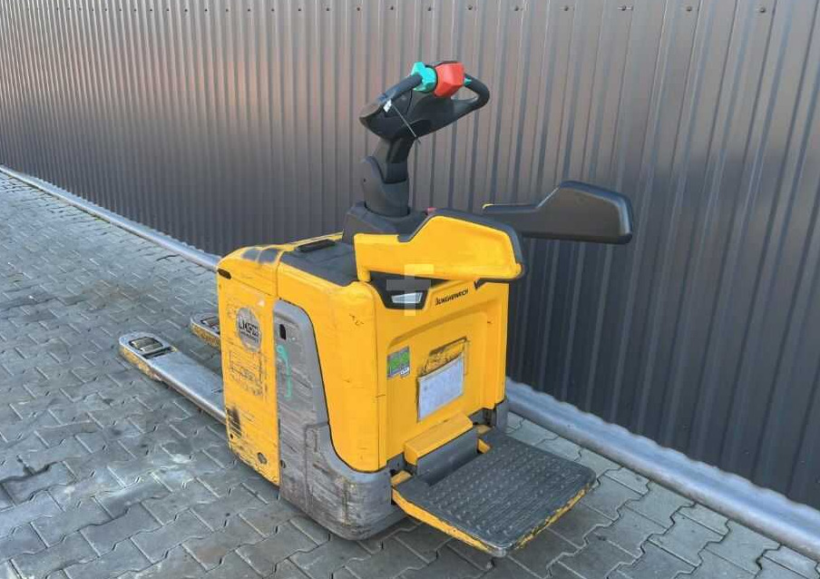 Jungheinrich ERE120 - Pallet truck: picture 3 Jungheinrich ERE120 - Pallet truck: picture 3