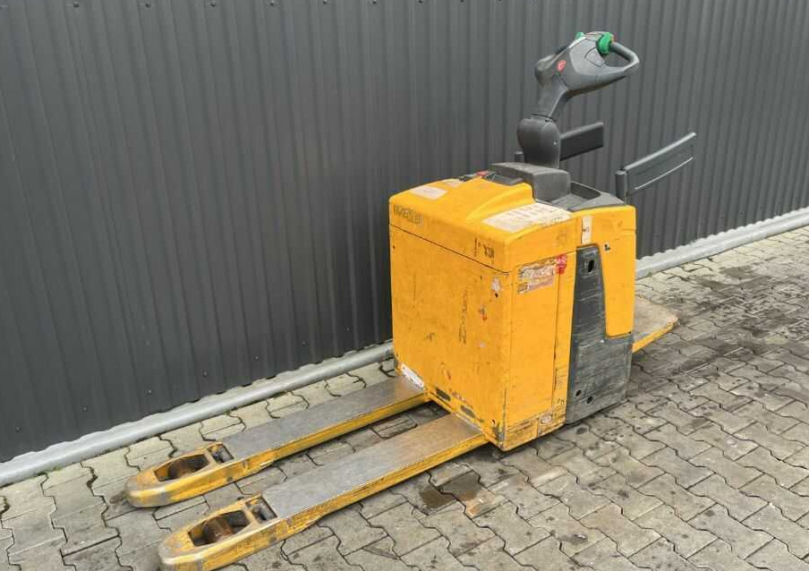 Jungheinrich ERE120 - Pallet truck: picture 1 Jungheinrich ERE120 - Pallet truck: picture 1