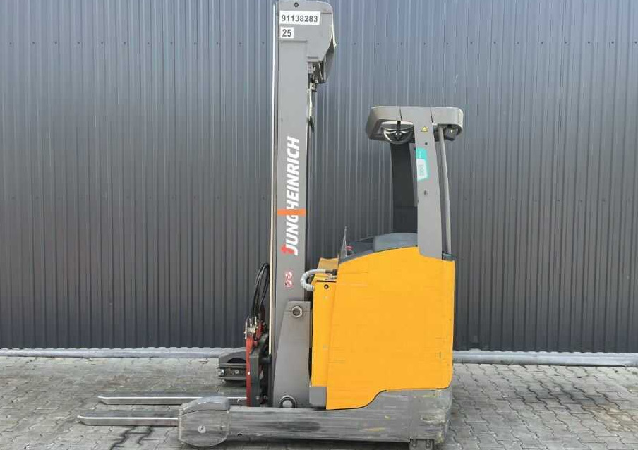 Jungheinrich ETV216 - Reach truck: picture 2 Jungheinrich ETV216 - Reach truck: picture 2