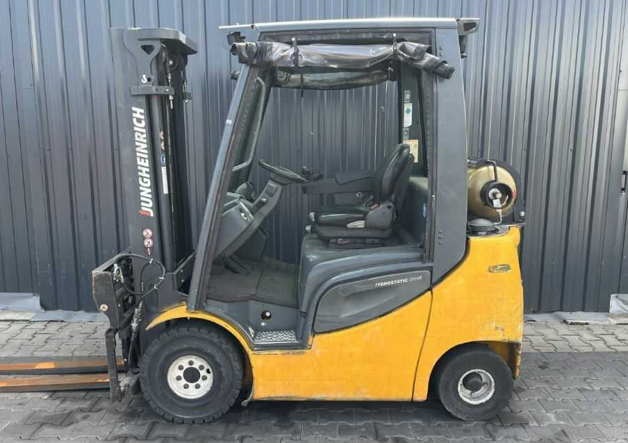 Jungheinrich TFG320s - LPG forklift: picture 2 Jungheinrich TFG320s - LPG forklift: picture 2