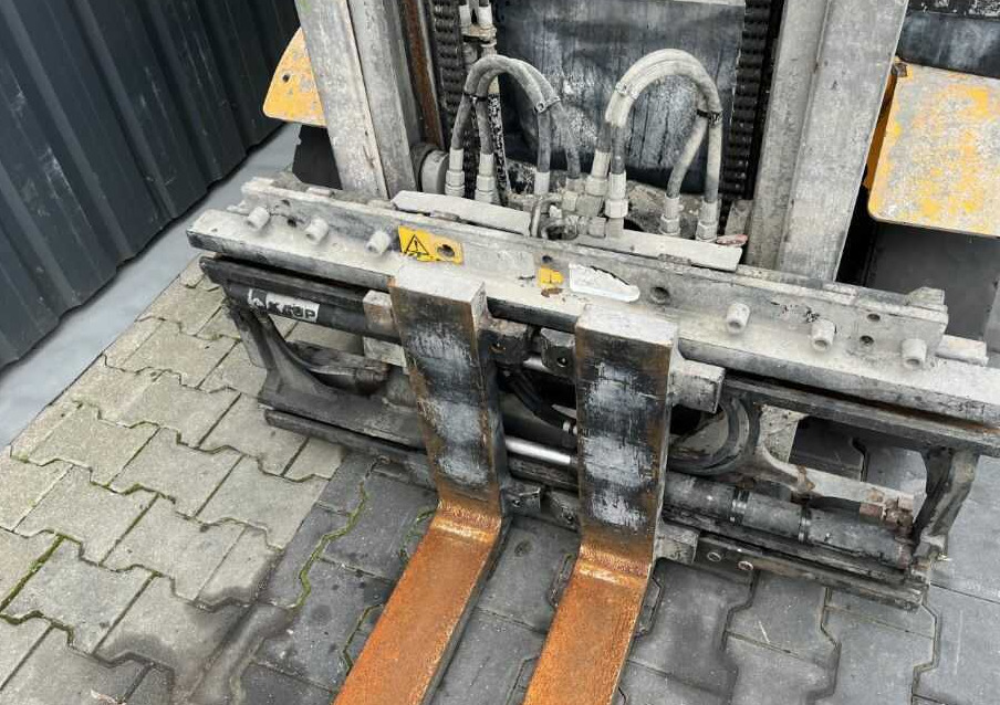 LPG forklift Jungheinrich TFG425s: picture 9