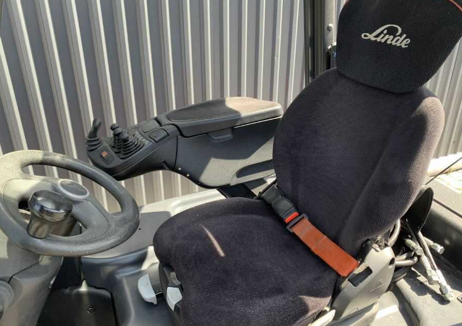 Electric forklift Linde E16-02: picture 7