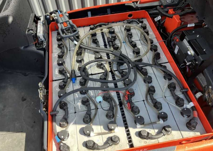 Electric forklift Linde E16P-02: picture 7