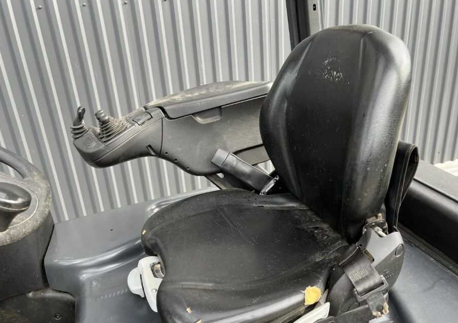 Electric forklift Linde E16PH-02: picture 9