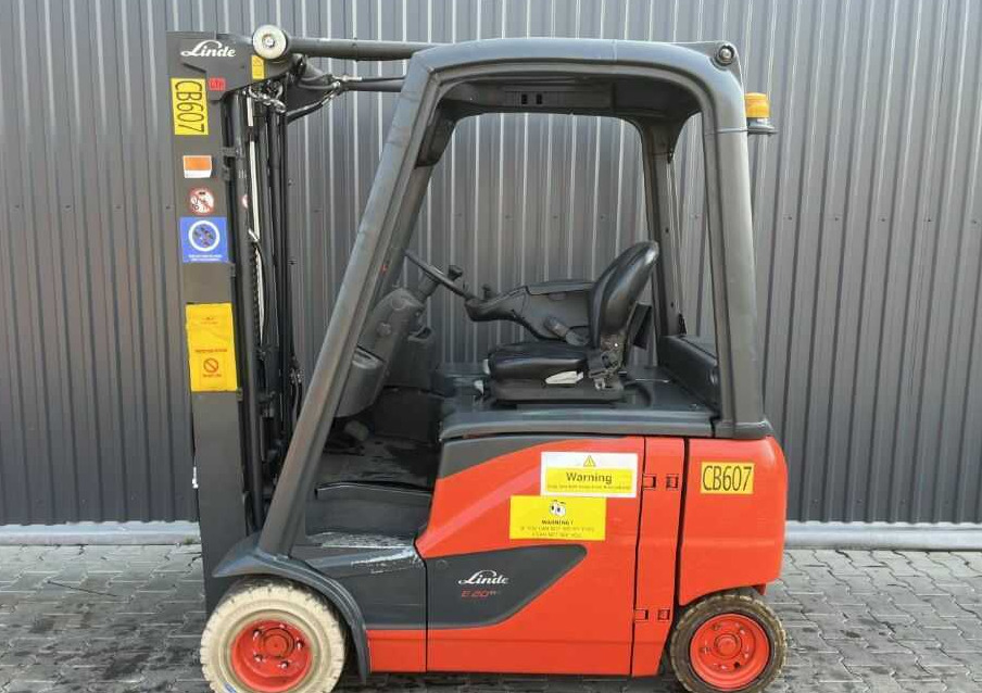 Linde E20PH-02 - Electric forklift: picture 2 Linde E20PH-02 - Electric forklift: picture 2