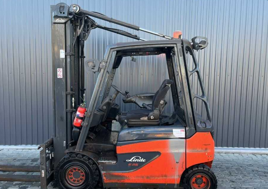 Linde E25-01 - Electric forklift: picture 2 Linde E25-01 - Electric forklift: picture 2