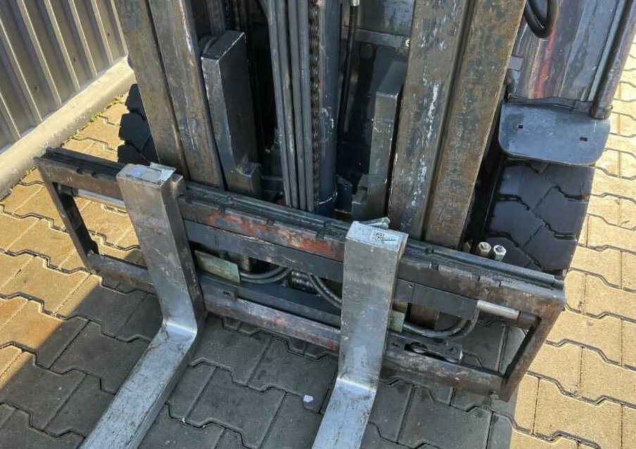 Linde E25H-01/600 - Electric forklift: picture 3 Linde E25H-01/600 - Electric forklift: picture 3