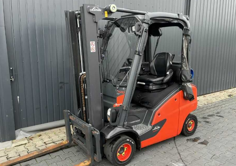 Linde H20T-01 - LPG forklift: picture 1 Linde H20T-01 - LPG forklift: picture 1