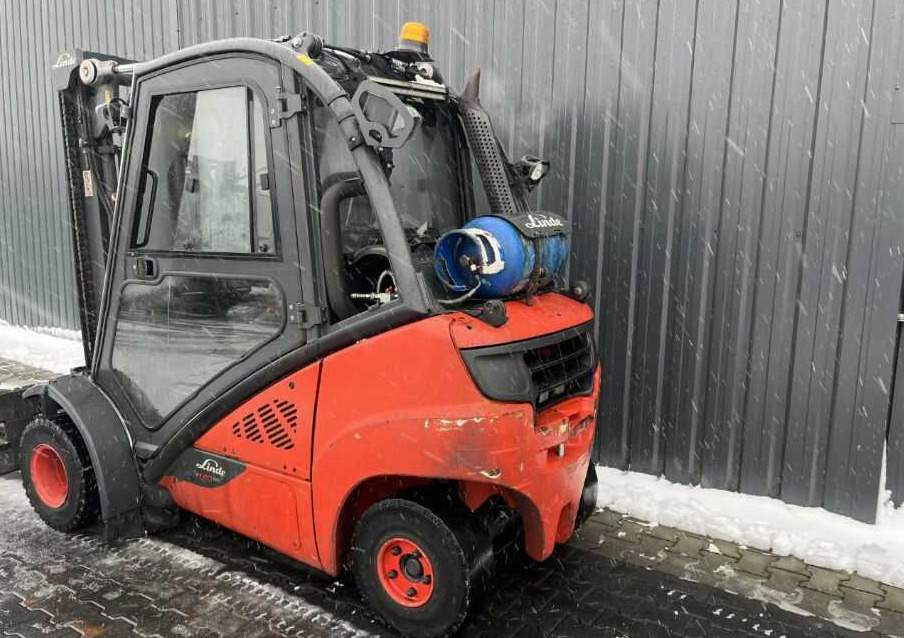 Linde H20T-02/600 - LPG forklift: picture 3 Linde H20T-02/600 - LPG forklift: picture 3