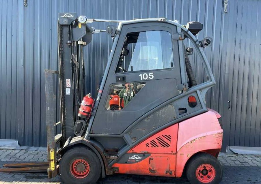 Linde H25D-02/600 - Diesel forklift: picture 2 Linde H25D-02/600 - Diesel forklift: picture 2