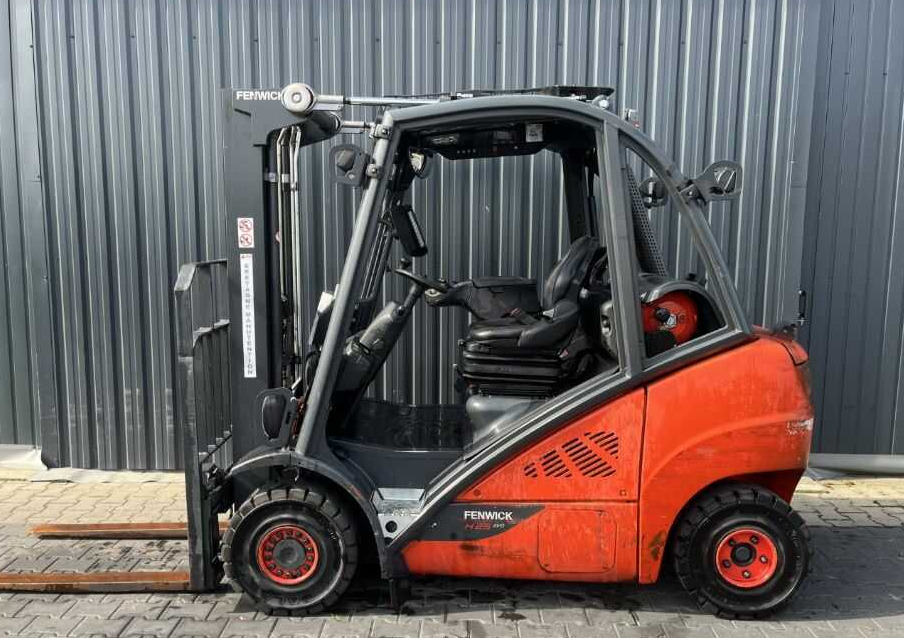 Linde H25T-02 - LPG forklift: picture 2 Linde H25T-02 - LPG forklift: picture 2