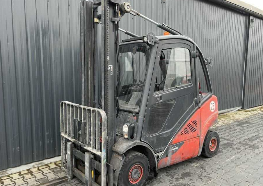 Linde H25T-02 - LPG forklift: picture 1 Linde H25T-02 - LPG forklift: picture 1