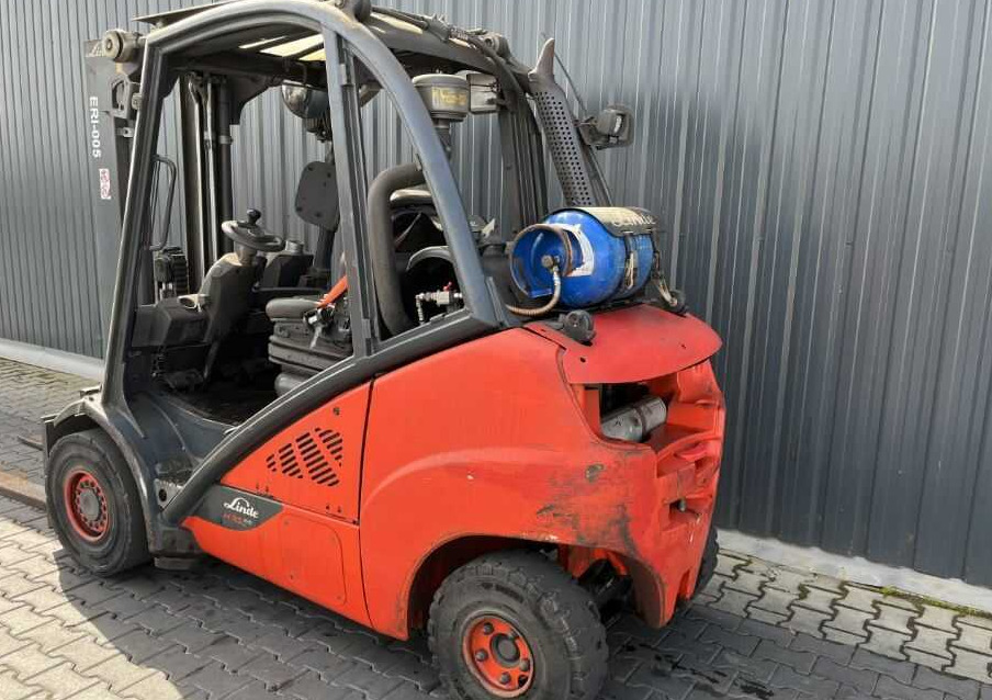 Linde H35T-02 - LPG forklift: picture 3 Linde H35T-02 - LPG forklift: picture 3