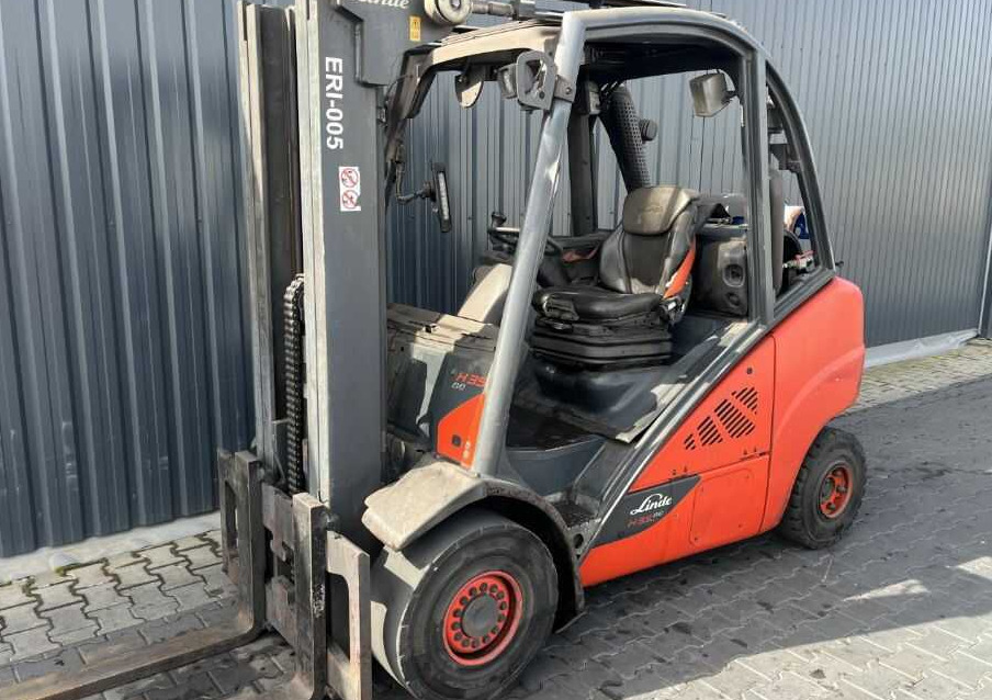 Linde H35T-02 - LPG forklift: picture 1 Linde H35T-02 - LPG forklift: picture 1