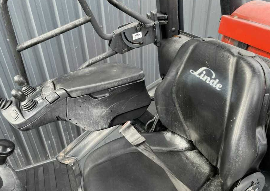 LPG forklift Linde H50T-02: picture 7 LPG forklift Linde H50T-02: picture 7