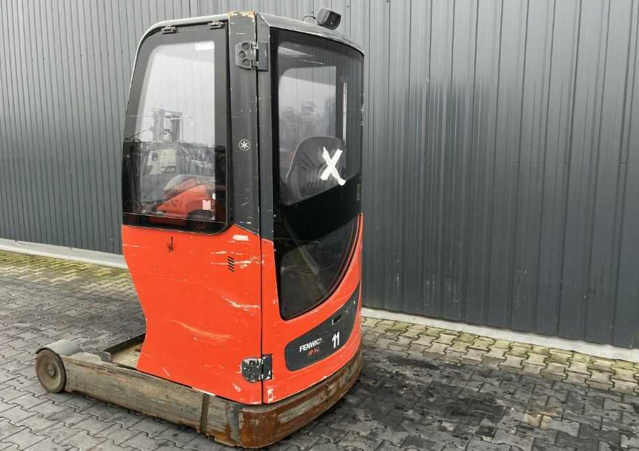 Linde R14HD-01 - Reach truck: picture 3 Linde R14HD-01 - Reach truck: picture 3
